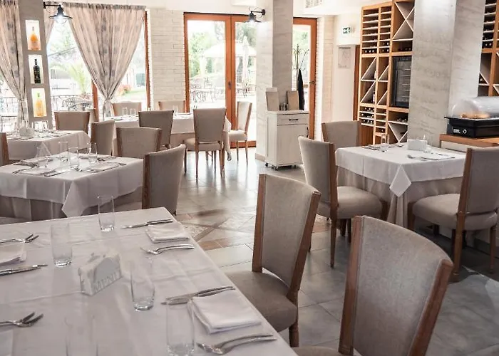 синтика Хотел